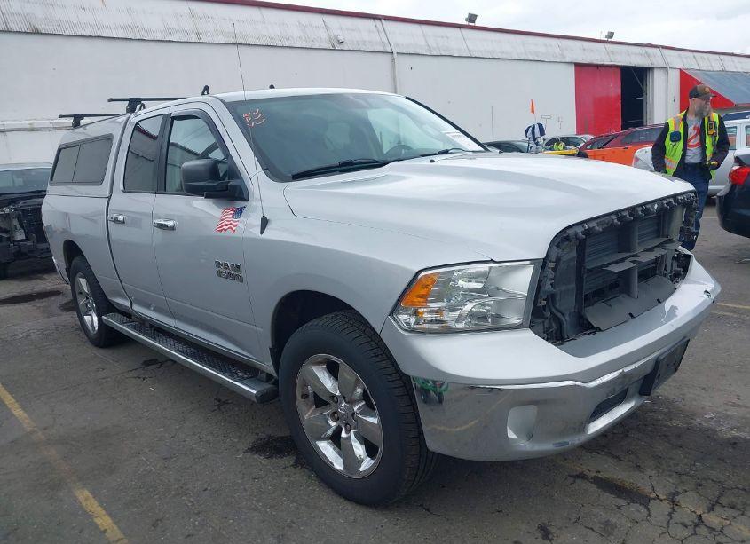 2015 Ram 1500 BIG HORN (VIN 1C6RR7GG8FS562497) main photo