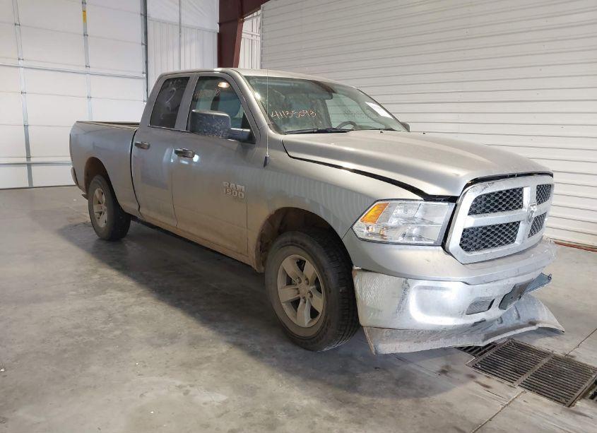 2024 Ram 1500 CLASSIC SLT 4X4 6'4 BOX (VIN 1C6RR7GG8RS148396) main photo