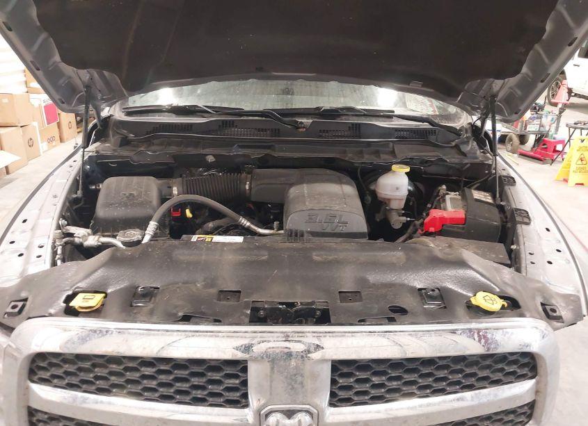 Photo 10 of 2024 Ram 1500 CLASSIC SLT 4X4 6'4 BOX (VIN 1C6RR7GG8RS148396)