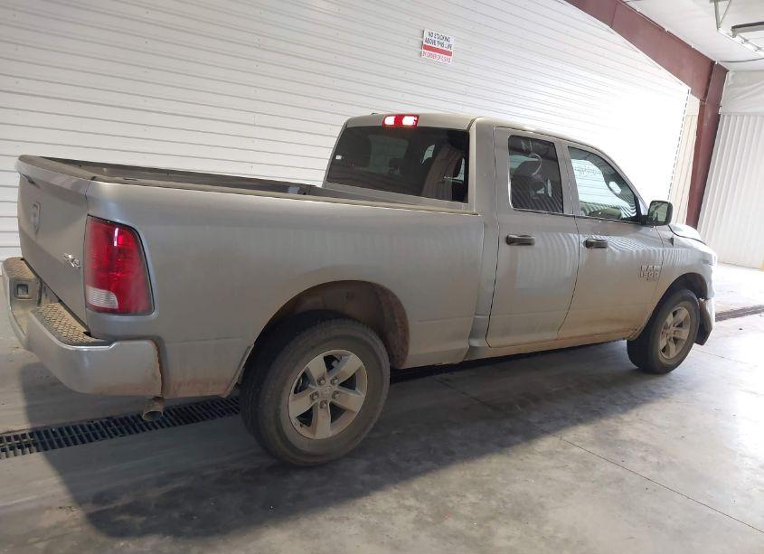 Photo 13 of 2024 Ram 1500 CLASSIC SLT 4X4 6'4 BOX (VIN 1C6RR7GG8RS148396)