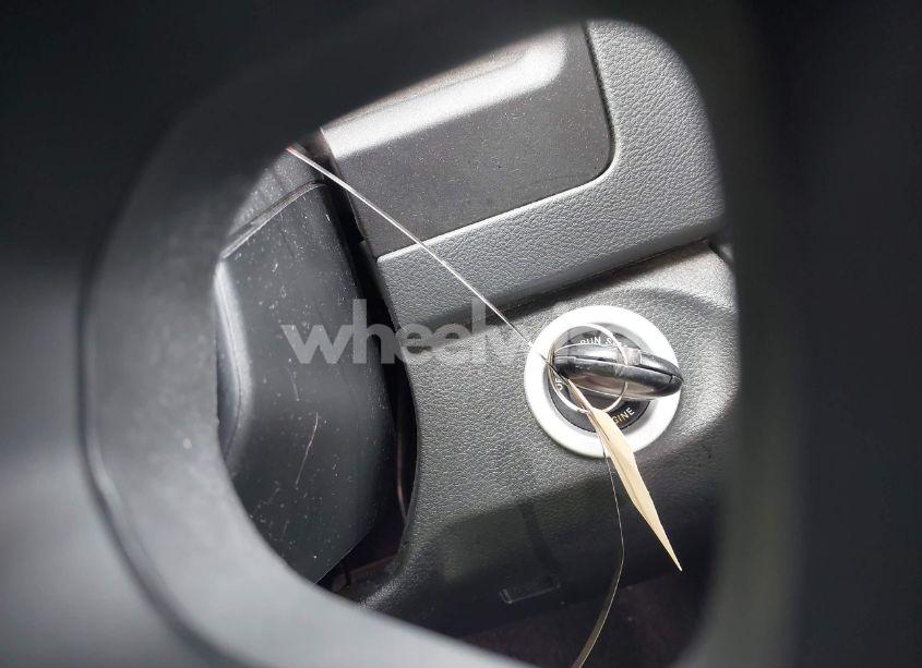 Photo 11 of 2018 Ram 1500 (VIN 1C6RR7GG9JS231484)