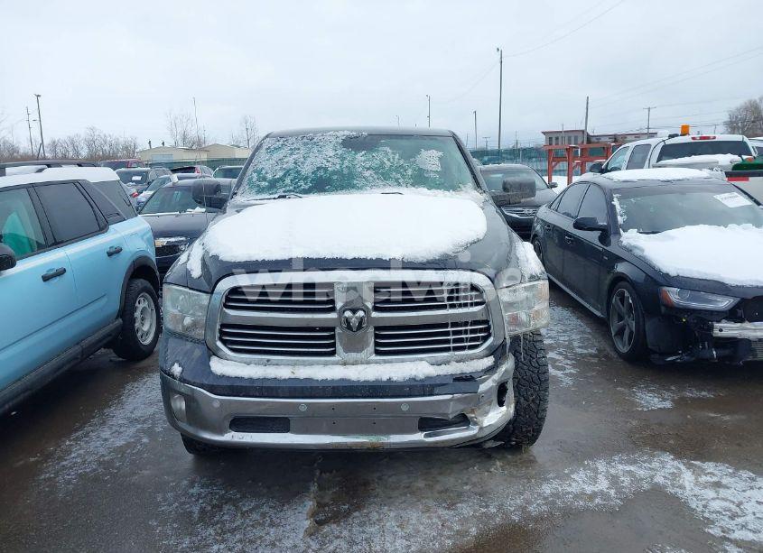 Photo 12 of 2018 Ram 1500 (VIN 1C6RR7GG9JS231484)