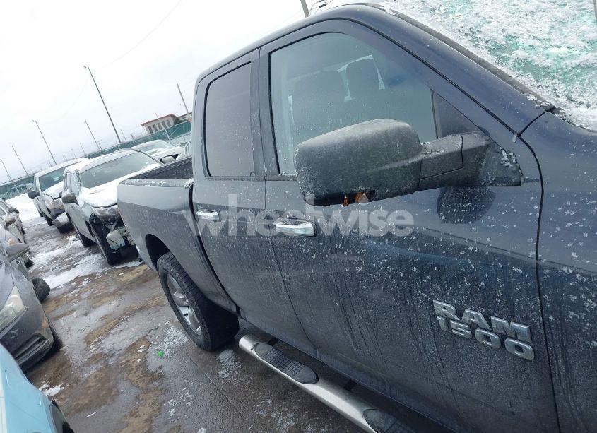 Photo 13 of 2018 Ram 1500 (VIN 1C6RR7GG9JS231484)