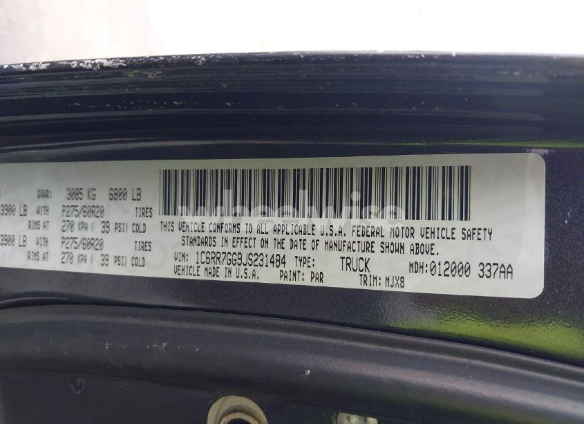 Photo 9 of 2018 Ram 1500 (VIN 1C6RR7GG9JS231484)