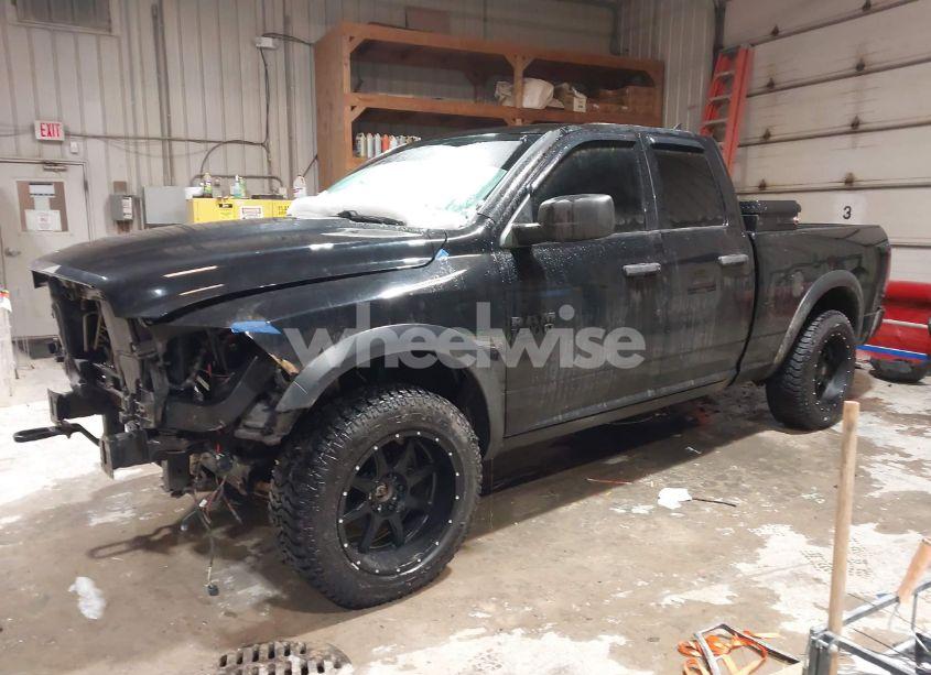 Photo 2 of 2020 Ram 1500 CLASSIC WARLOCK 4X4 6'4 BOX (VIN 1C6RR7GG9LS159835)