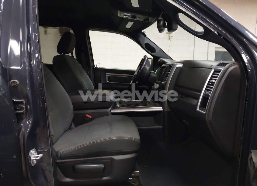 Photo 5 of 2021 Ram 1500 CLASSIC WARLOCK 4X4 6'4 BOX (VIN 1C6RR7GG9MS522765)