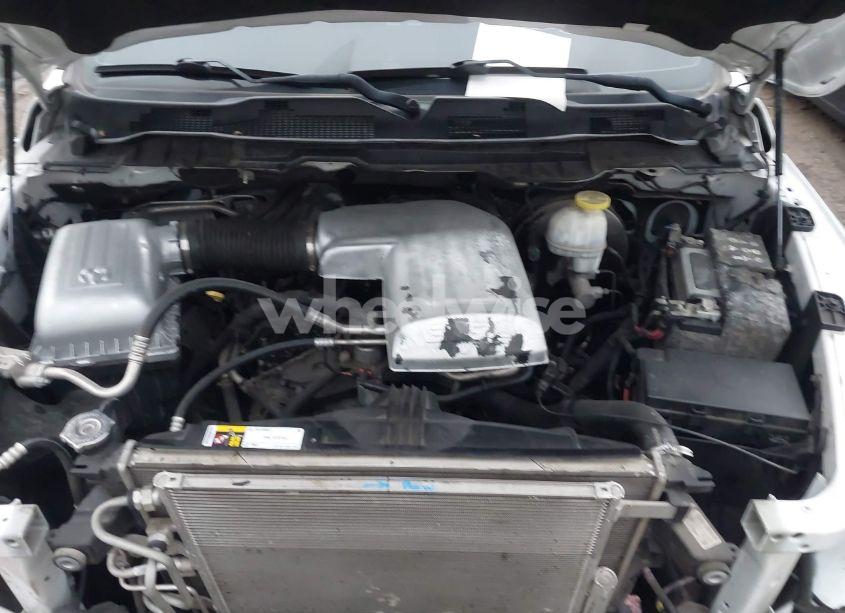 Photo 10 of 2019 Ram 1500 CLASSIC SLT 4X4 6'4 BOX (VIN 1C6RR7GGXKS582518)