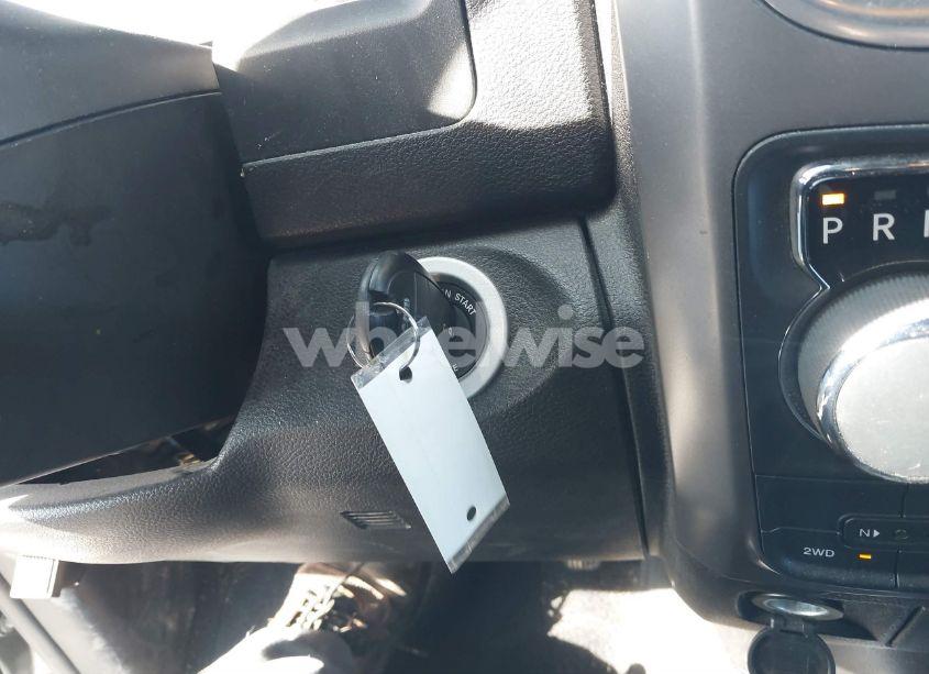 Photo 11 of 2022 Ram 1500 CLASSIC (VIN 1C6RR7GGXNS168935)