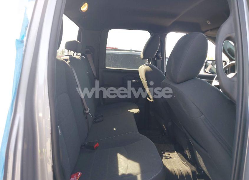 Photo 8 of 2022 Ram 1500 CLASSIC (VIN 1C6RR7GGXNS168935)