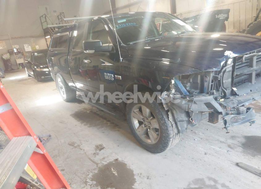 2015 Ram 1500 BIG HORN (VIN 1C6RR7GT0FS537719) main photo