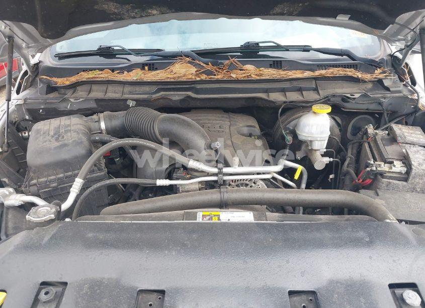 Photo 10 of 2019 Ram 1500 CLASSIC SLT (VIN 1C6RR7GT0KS512930)