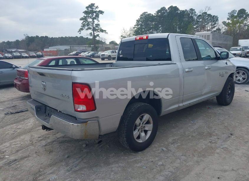 Photo 4 of 2019 Ram 1500 CLASSIC SLT (VIN 1C6RR7GT0KS512930)