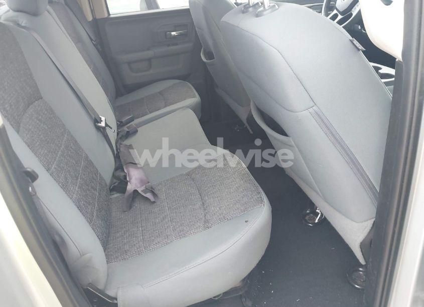 Photo 8 of 2019 Ram 1500 CLASSIC SLT (VIN 1C6RR7GT0KS512930)