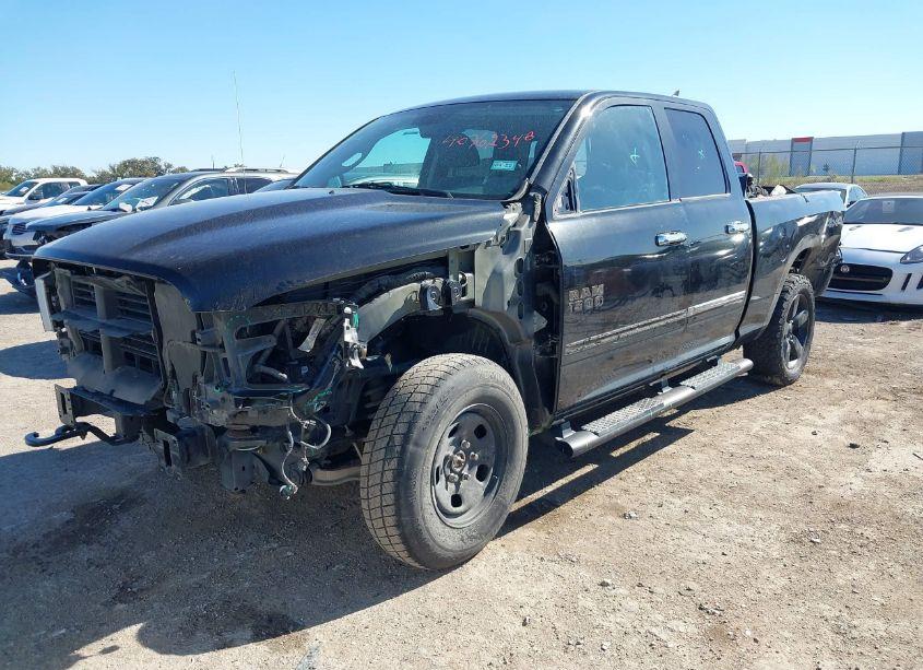 Photo 6 of 2018 Ram 1500 HARVEST 4X4 6'4 BOX (VIN 1C6RR7GT1JS122353)