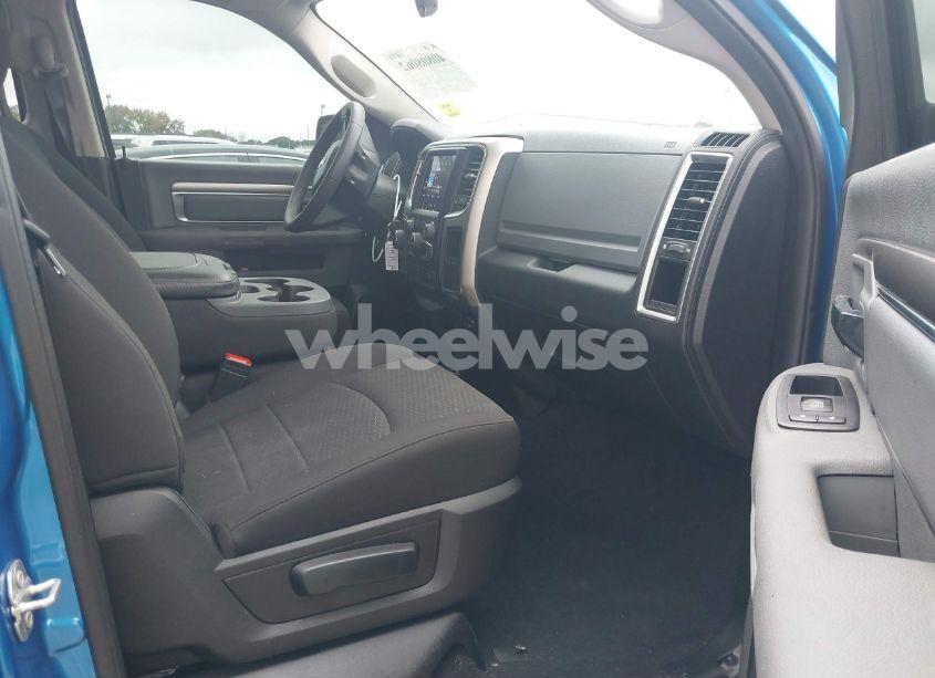 Photo 5 of 2020 Ram 1500 CLASSIC WARLOCK 4X4 6'4 BOX (VIN 1C6RR7GT3LS125340)