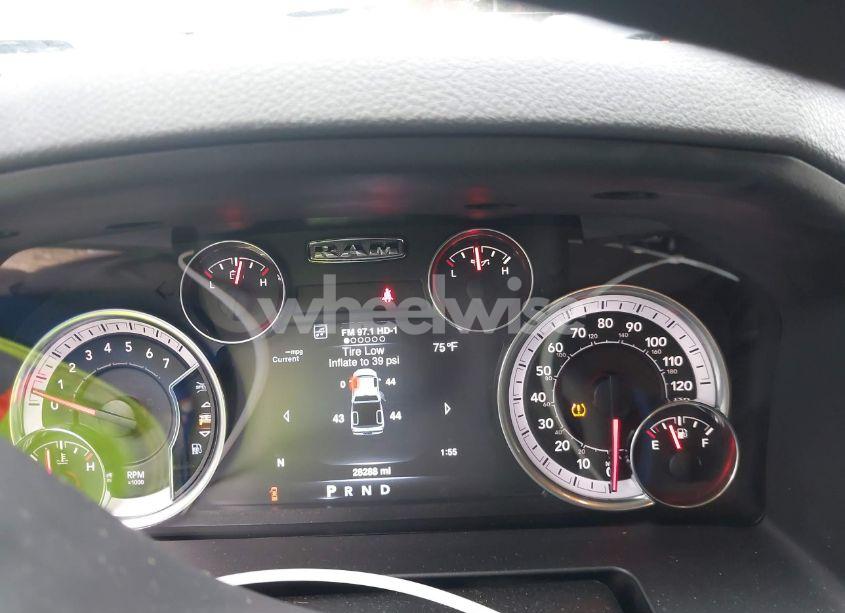 Photo 7 of 2020 Ram 1500 CLASSIC WARLOCK 4X4 6'4 BOX (VIN 1C6RR7GT3LS125340)