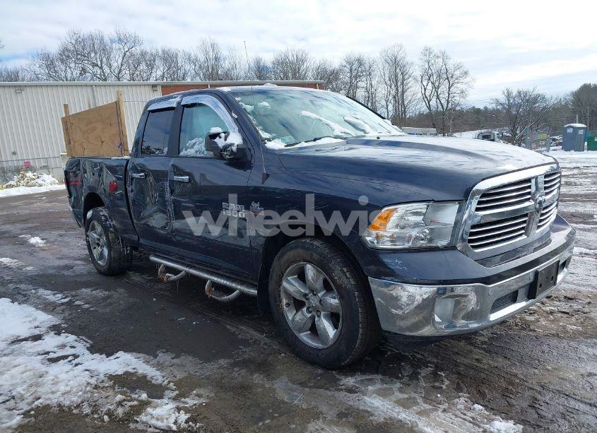 2018 Ram 1500 BIG HORN 4X4 6'4 BOX (VIN 1C6RR7GT5JS207194) main photo