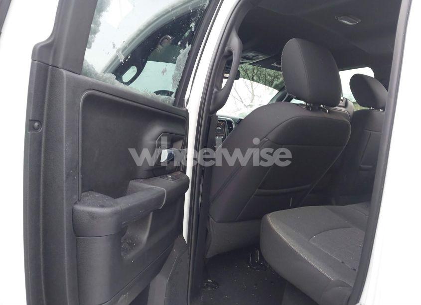 Photo 8 of 2021 Ram 1500 CLASSIC WARLOCK 4X4 6'4 BOX (VIN 1C6RR7GT7MS578958)