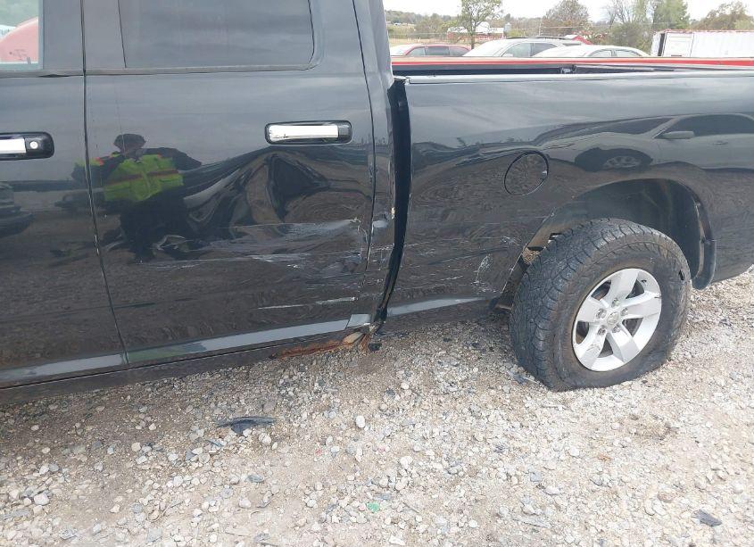 Photo 6 of 2017 Ram 1500 SLT 4X4 6'4 BOX (VIN 1C6RR7GT8HS578487)