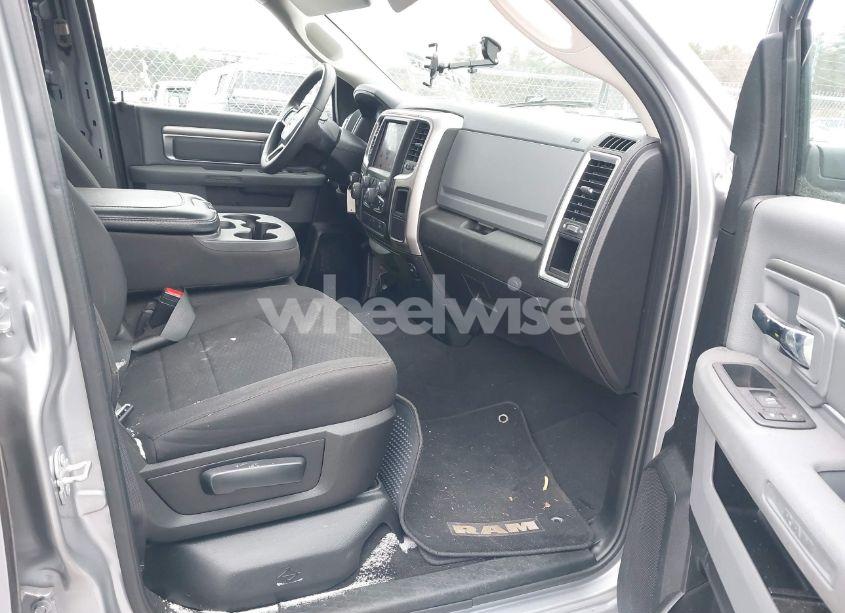 Photo 5 of 2020 Ram 1500 CLASSIC WARLOCK 4X4 6'4 BOX (VIN 1C6RR7GT8LS108145)