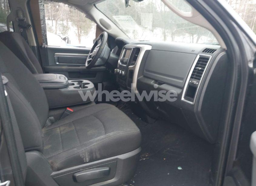 Photo 5 of 2020 Ram 1500 CLASSIC WARLOCK 4X4 6'4 BOX (VIN 1C6RR7GT8LS146328)