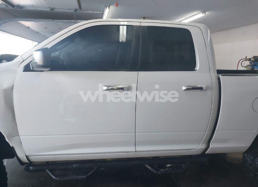 Photo 15 of 2017 Ram 1500 SLT 4X4 6'4 BOX (VIN 1C6RR7GTXHS579009)