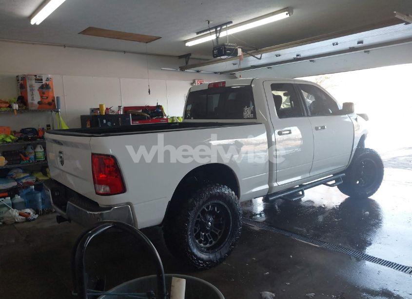 Photo 4 of 2017 Ram 1500 SLT 4X4 6'4 BOX (VIN 1C6RR7GTXHS579009)