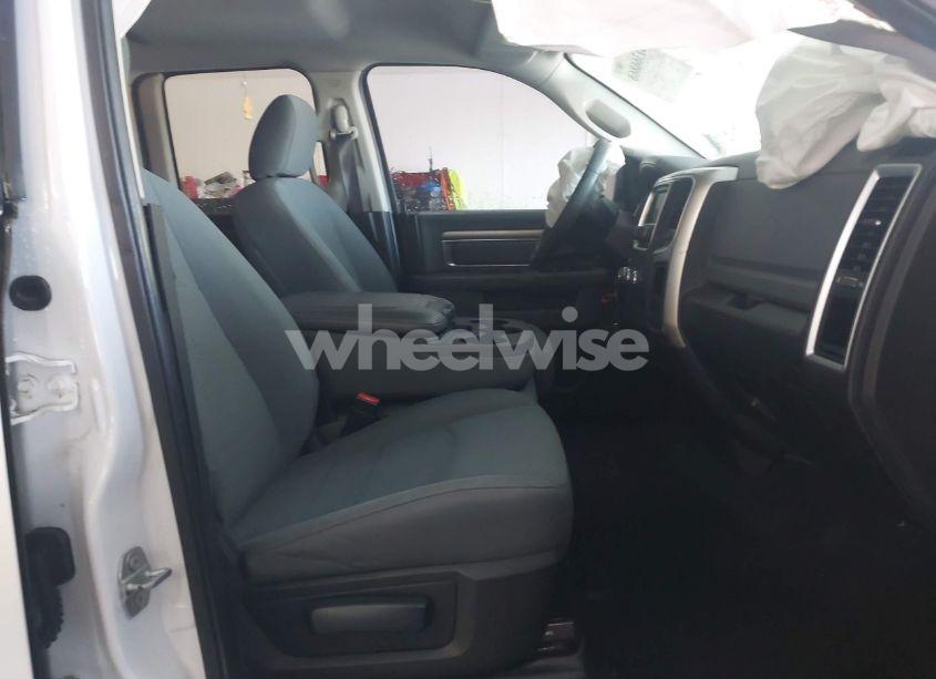 Photo 5 of 2017 Ram 1500 SLT 4X4 6'4 BOX (VIN 1C6RR7GTXHS579009)