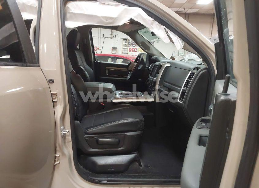 Photo 5 of 2019 Ram 1500 CLASSIC WARLOCK 4X4 6'4 BOX (VIN 1C6RR7GTXKS718000)