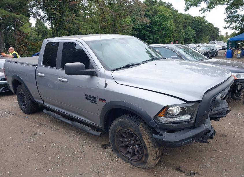 Photo 13 of 2022 Ram 1500 CLASSIC WARLOCK QUAD CAB 4X4 6'4 BOX (VIN 1C6RR7GTXNS122499)