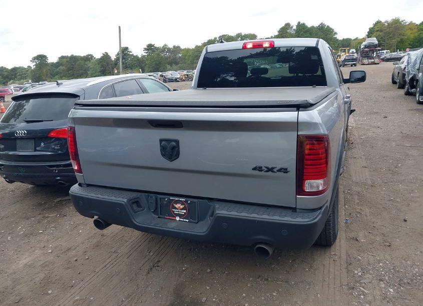 Photo 16 of 2022 Ram 1500 CLASSIC WARLOCK QUAD CAB 4X4 6'4 BOX (VIN 1C6RR7GTXNS122499)