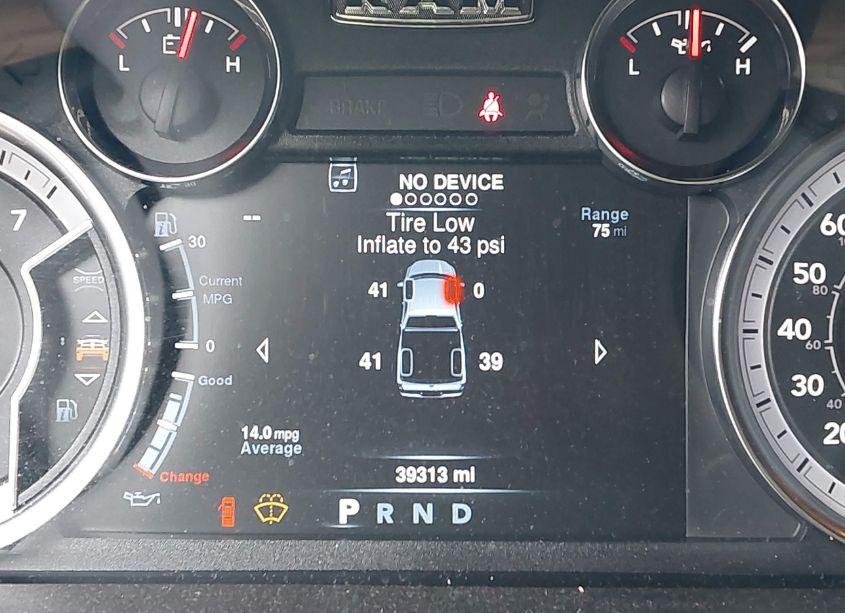 Photo 7 of 2022 Ram 1500 CLASSIC WARLOCK QUAD CAB 4X4 6'4 BOX (VIN 1C6RR7GTXNS122499)