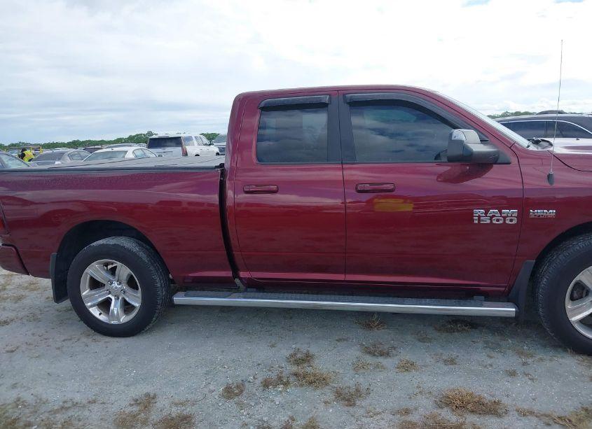 Photo 14 of 2018 Ram 1500 SPORT (VIN 1C6RR7HT1JS120732)