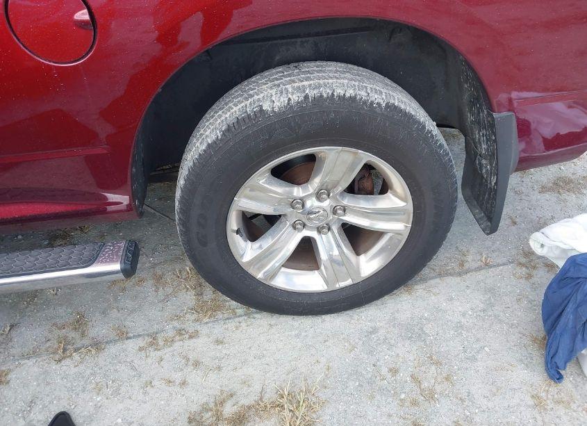 Photo 6 of 2018 Ram 1500 SPORT (VIN 1C6RR7HT1JS120732)