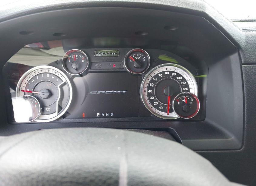 Photo 7 of 2018 Ram 1500 SPORT (VIN 1C6RR7HT1JS120732)