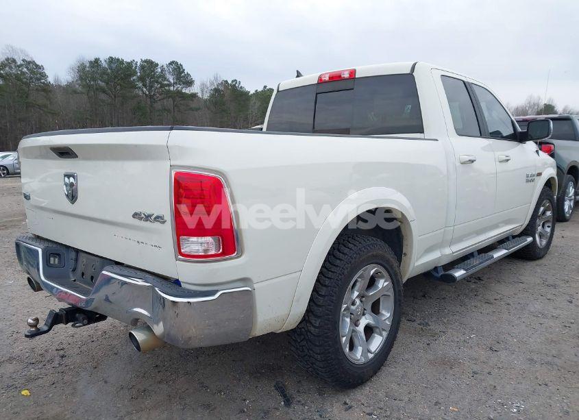 Photo 4 of 2017 Ram 1500 LARAMIE 4X4 6'4 BOX (VIN 1C6RR7JM7HS761364)