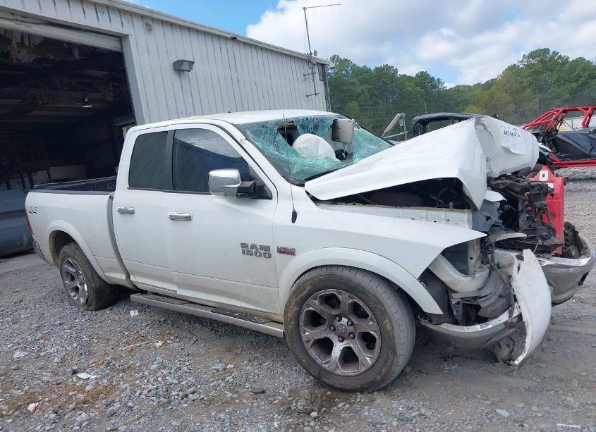 Photo 13 of 2017 Ram 1500 LARAMIE QUAD CAB 4X4 6'4 BOX (VIN 1C6RR7JT4HS544622)