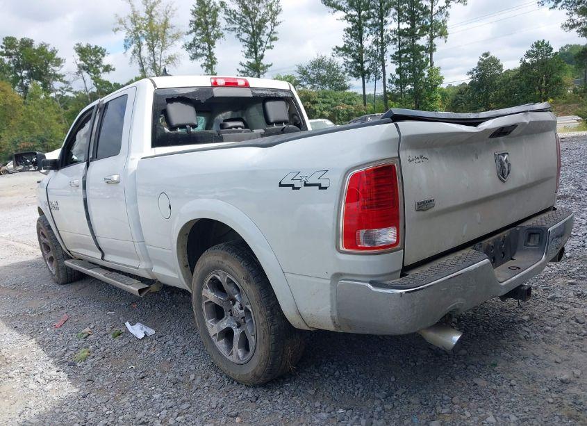 Photo 3 of 2017 Ram 1500 LARAMIE QUAD CAB 4X4 6'4 BOX (VIN 1C6RR7JT4HS544622)