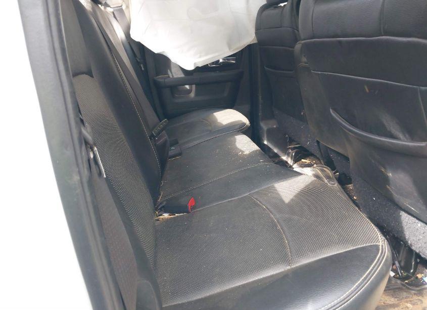 Photo 8 of 2017 Ram 1500 LARAMIE QUAD CAB 4X4 6'4 BOX (VIN 1C6RR7JT4HS544622)