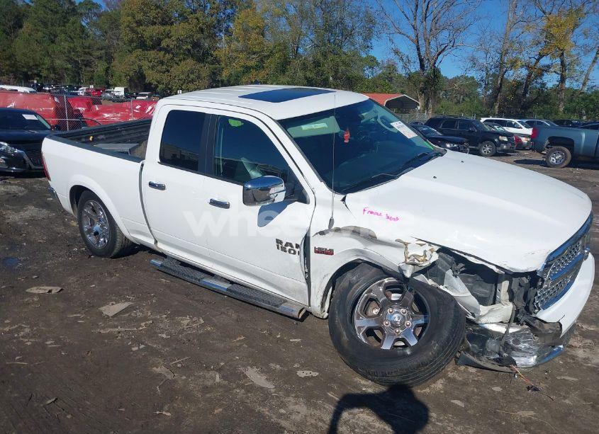 2017 Ram 1500 LARAMIE 4X4 6'4 BOX (VIN 1C6RR7JTXHS589550) main photo