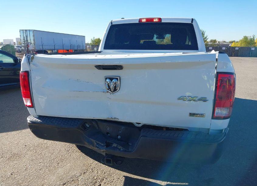 Photo 16 of 2018 Ram 1500 TRADESMAN 4X4 5'7 BOX (VIN 1C6RR7KG0JS286543)