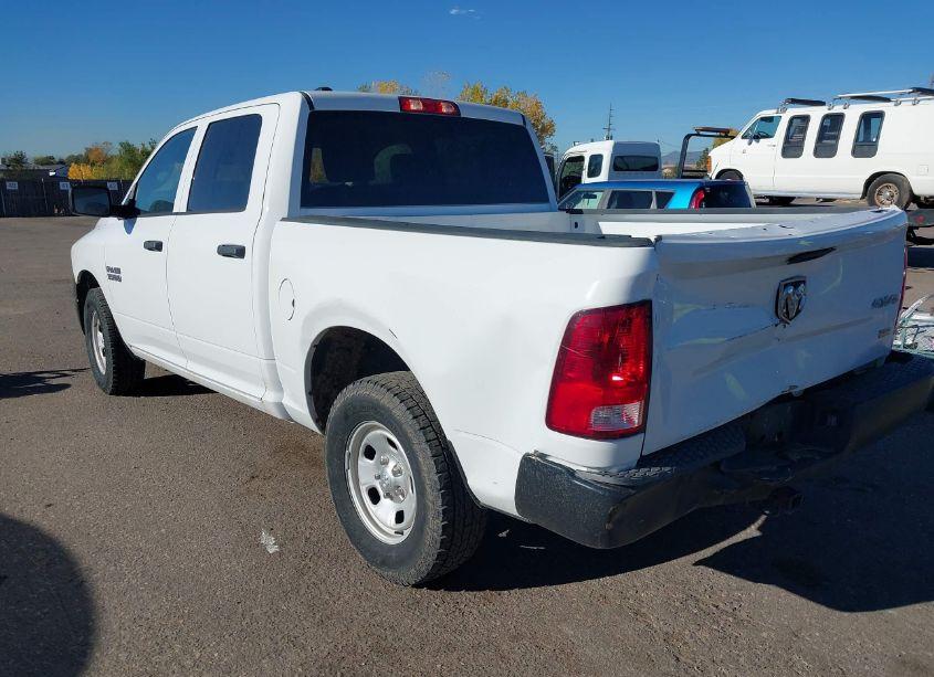 Photo 3 of 2018 Ram 1500 TRADESMAN 4X4 5'7 BOX (VIN 1C6RR7KG0JS286543)