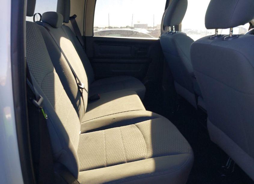 Photo 8 of 2018 Ram 1500 TRADESMAN 4X4 5'7 BOX (VIN 1C6RR7KG0JS286543)