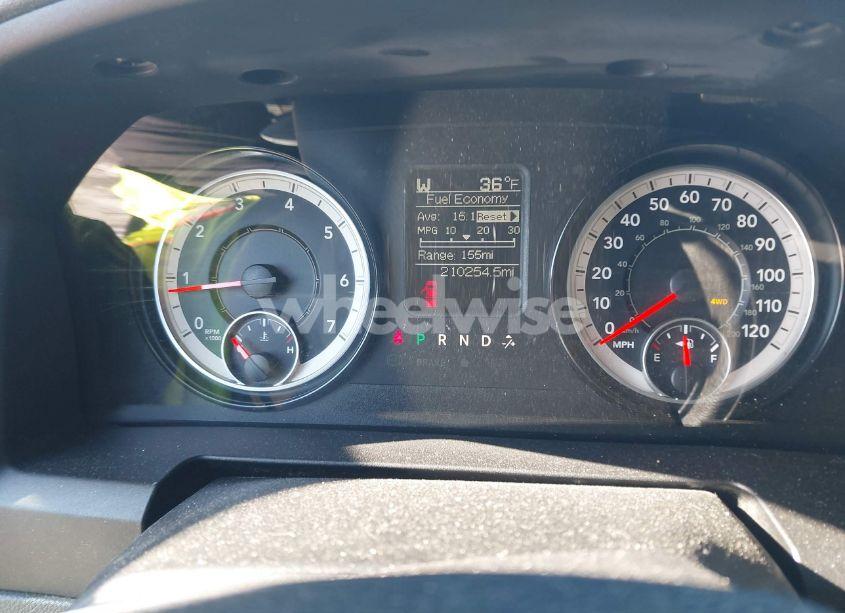 Photo 7 of 2017 Ram 1500 TRADESMAN 4X4 5'7 BOX (VIN 1C6RR7KG1HS809675)