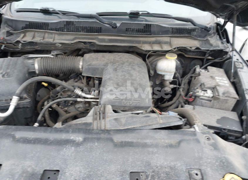 Photo 10 of 2018 Ram 1500 EXPRESS 4X4 5'7 BOX (VIN 1C6RR7KG2JS224643)