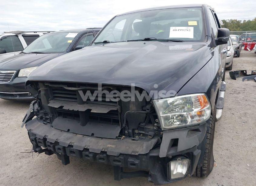 Photo 13 of 2018 Ram 1500 EXPRESS 4X4 5'7 BOX (VIN 1C6RR7KG3JS257506)