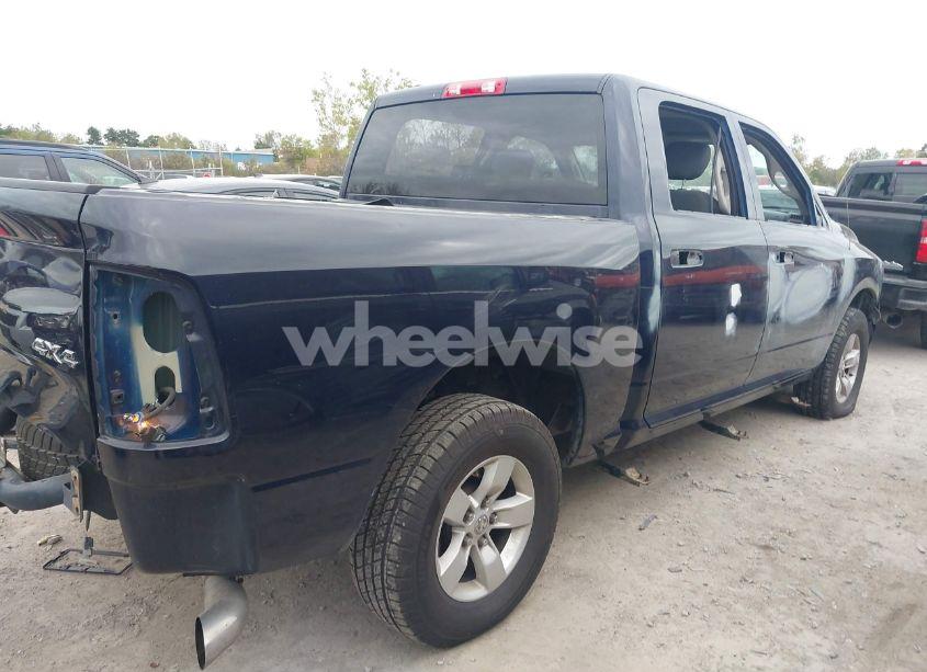 Photo 21 of 2018 Ram 1500 EXPRESS 4X4 5'7 BOX (VIN 1C6RR7KG3JS257506)