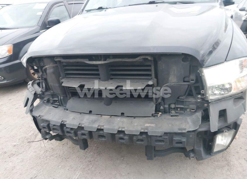 Photo 6 of 2018 Ram 1500 EXPRESS 4X4 5'7 BOX (VIN 1C6RR7KG3JS257506)