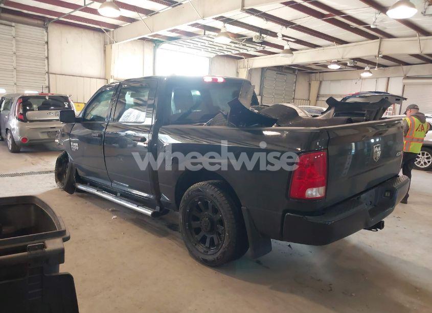 Photo 3 of 2019 Ram 1500 CLASSIC EXPRESS 4X4 5'7 BOX (VIN 1C6RR7KG3KS534804)