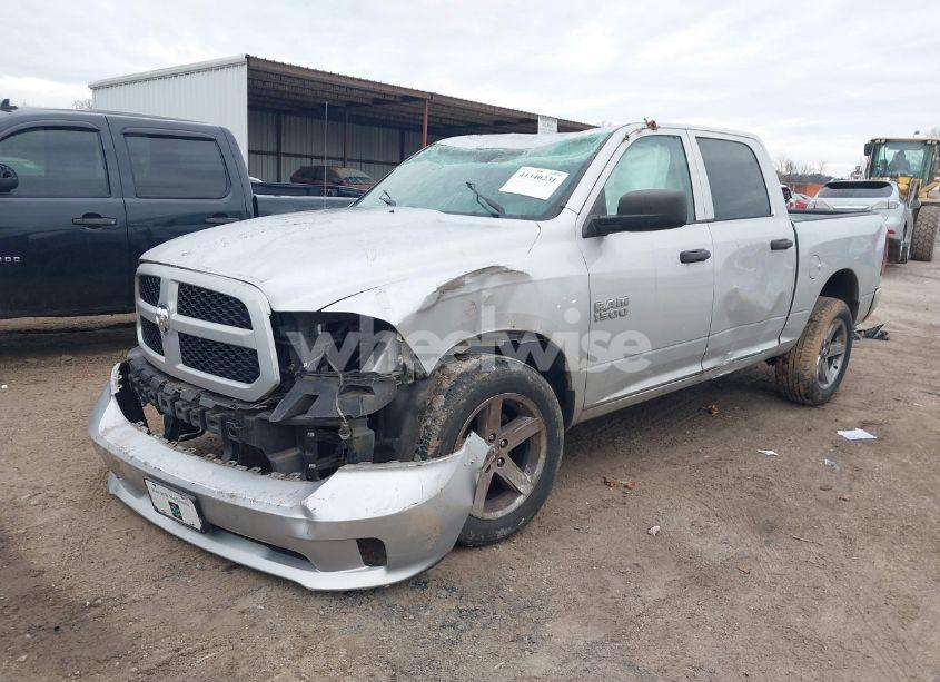 Photo 2 of 2016 Ram 1500 EXPRESS (VIN 1C6RR7KG5GS167959)